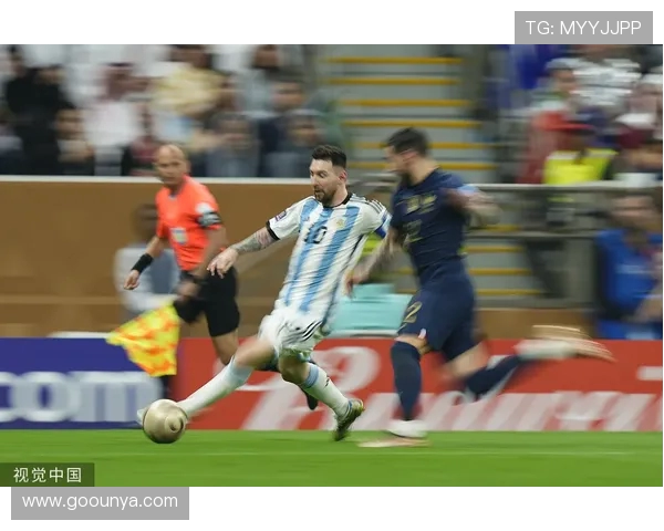 姆巴佩失意夜帽子戏法梦碎，进球与遗憾仅咫尺之遥